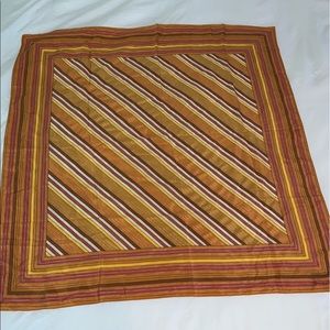 ❣️Oscar de la Renta scarf ❣️